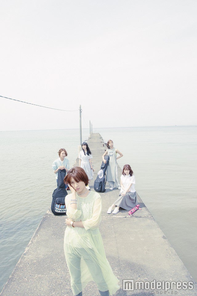 瀧本美織率いるLAGOON