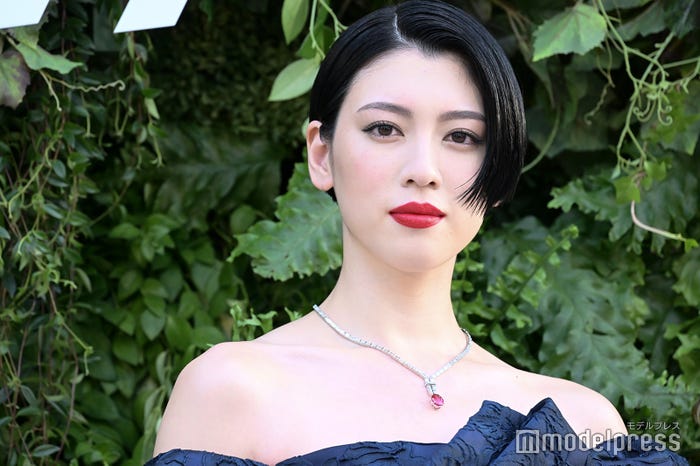 三吉彩花(C)モデルプレス