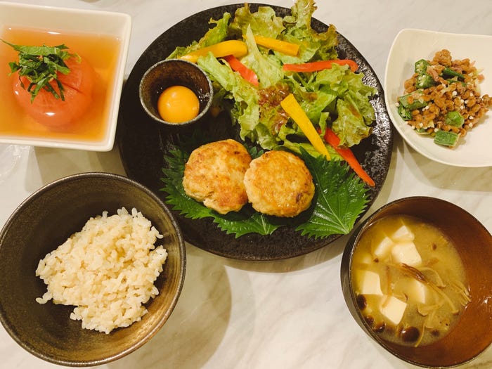 内田嶺衣奈アナの手料理(提供写真)