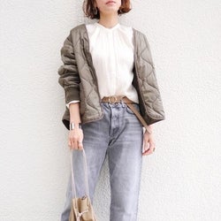 色のバランスが鍵!ベーシックカラー服だけで春っぽコーデにする秘訣