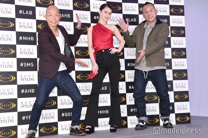 (左から)小峠英二、ダレノガレ明美、西村瑞樹 (C)モデルプレス