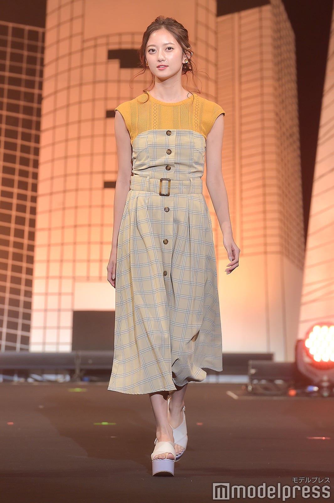 （C）モデルプレス