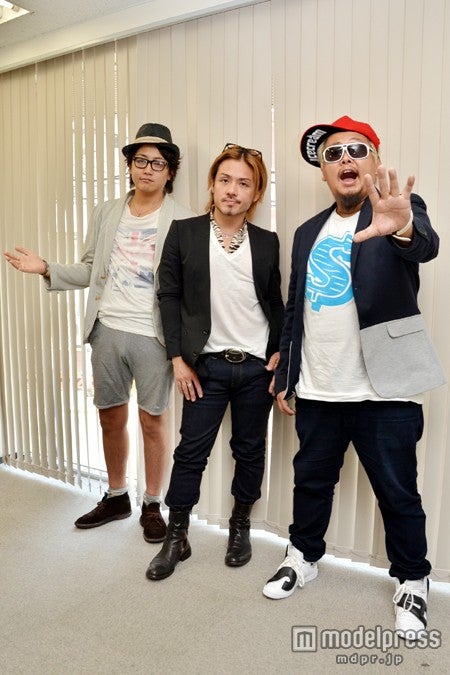 DJ GEORGIA（左）JUN（央）SHIN（右）