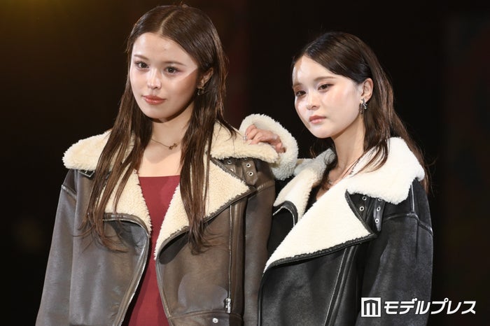 おさき＆さくてぃん、ミニ丈で美スタイル際立つ ランウェイでも息ぴったり【札幌コレクション 2024 A／W】