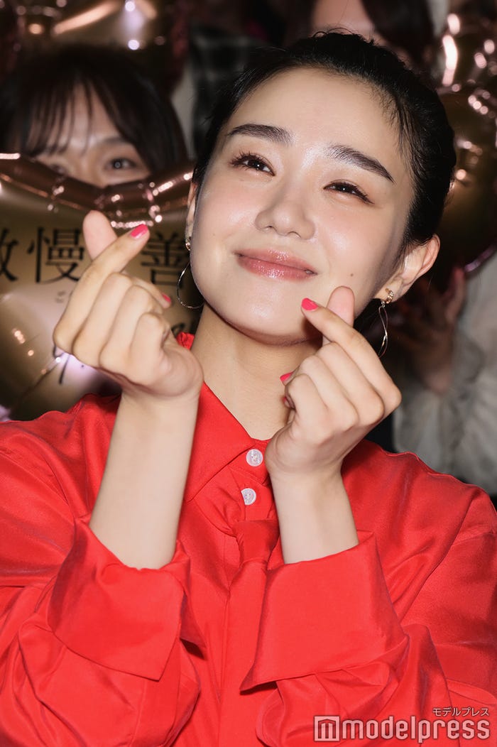 奈緒(C)モデルプレス