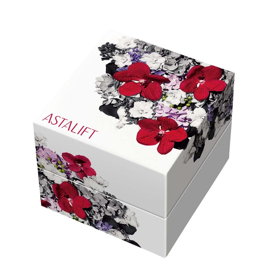 上品で華やかな美しい女性を表現した「Elegant」