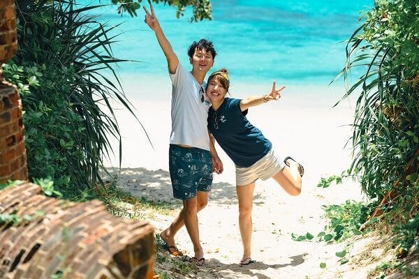 友人や動物と一緒に写っている写真