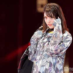 モデルプレス - 乃木坂46松村沙友理、話題の「コードギアス」コーデ披露<TGC2018S/S>