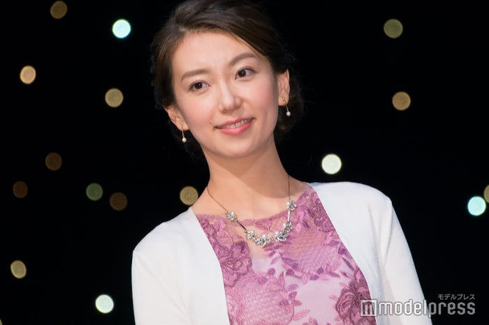 Nhk和久田麻由子アナ 結婚報道後初の公の場 嵐 櫻井翔と笑顔で登場 モデルプレス