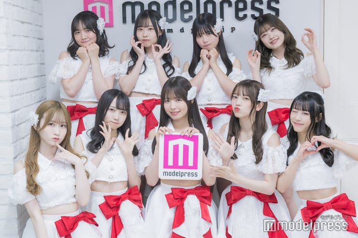 Peel the Apple(前列左から)佐野心音、春海りお、浅原凜、黒嵜菜々子、山崎玲奈(後列左から)小田垣有咲、広島世那、南るな、松村美月(C)モデルプレスモデルプレス