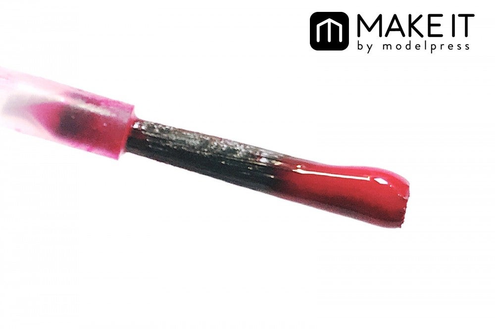 適量を守って均一に塗布 (C)メイクイット