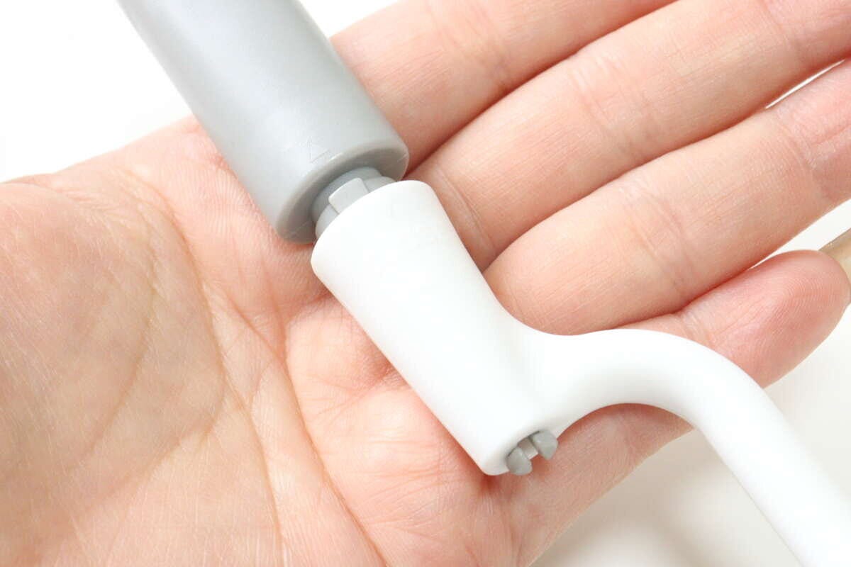 ボトル洗いスポンジ（回転式）　ロック解除