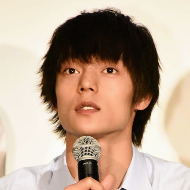 窪田正孝 芦田愛菜の プロ意識の高さ を絶賛 背筋が伸びる思いでした モデルプレス 窪田正孝 芦田愛菜の プロ意識の高さ を絶賛 背筋が伸びる思いでした モデルプレス