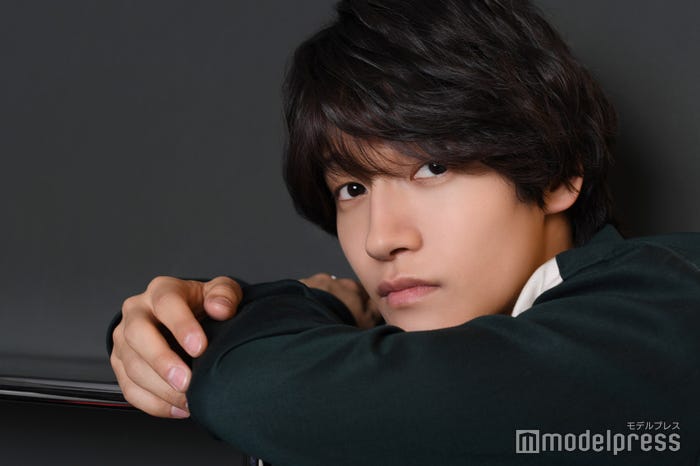 佐野晶哉(C)モデルプレス
