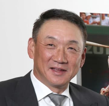 阪神 金本知憲氏の右腕が「太さ半端ない」隣には秀太コーチ 03＆05Vメンバーが最高の笑み「ほっこり」「元気をもらえました」片岡氏が公開