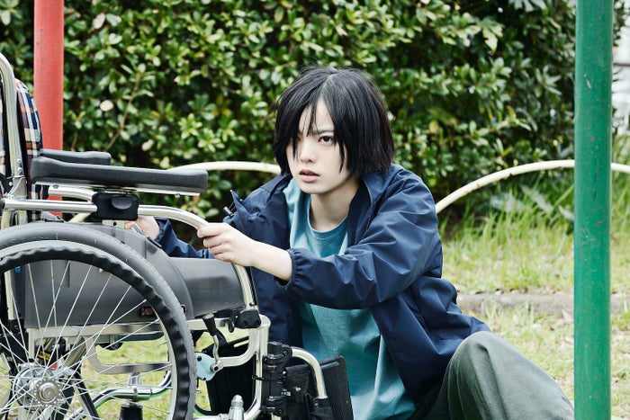 平手友梨奈が影のある表情 V6岡田准一主演 ザ ファブル 第二章新場面写真公開 ザ ファブル 殺さない殺し屋 モデルプレス 平手友梨奈が影のある表情 V6岡田准一主演 ザ ファブル 第二章新場面写真公開 ザ ファブル 殺さない殺し屋 モデルプレス