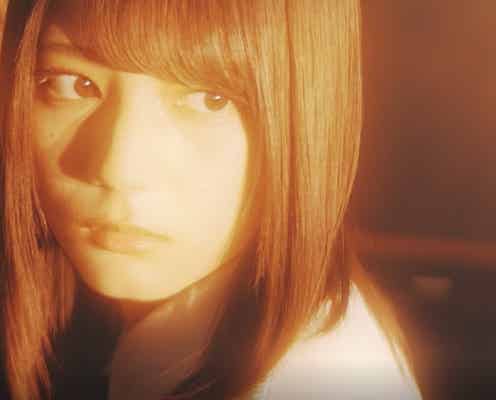 日向坂46小坂菜緒、他アーティストのMV初出演 Thinking Dogs「SPIRAL」MV解禁