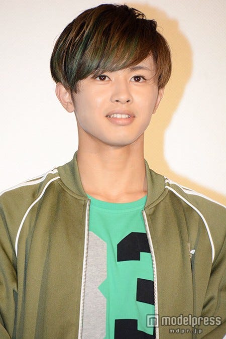 ほのかに入ったグリーンが可愛い (C)モデルプレス