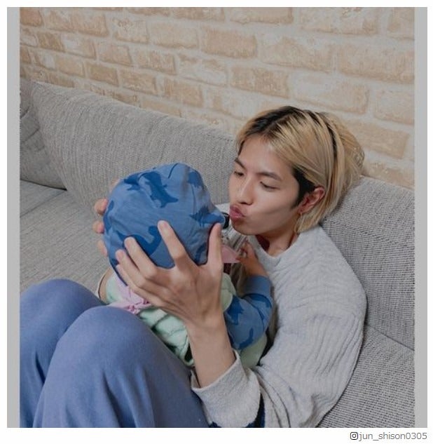 志尊淳、子どもをあやす姿にファン悶絶「絶対良いパパになる」「母性が爆発した」