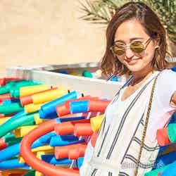 どこも絵になるアル・ファヒディ(画像は毎年3月開催の「シッカ・アート・フェア」にて)(C)モデルプレス