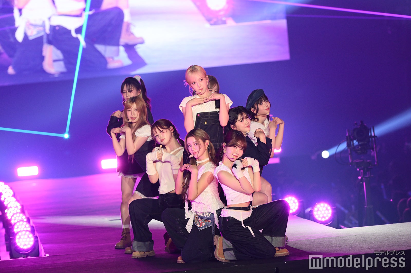 ME:I（C）モデルプレス