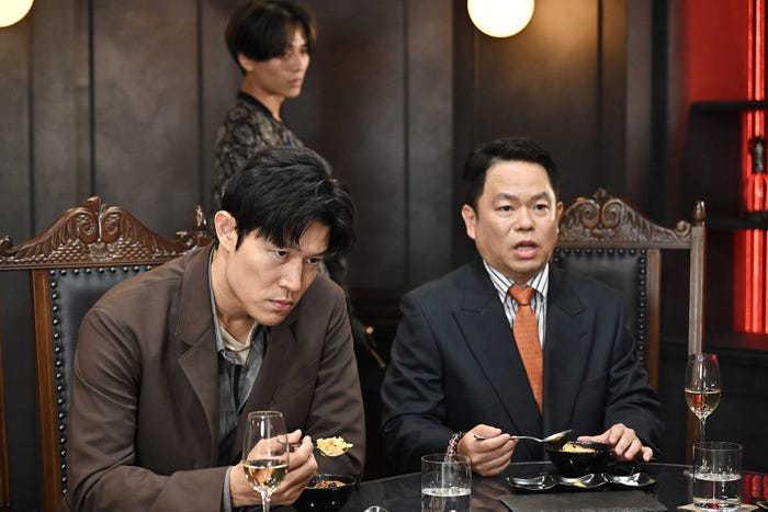 鈴木亮平、永瀬廉、津田篤宏「リブート」第1話(C)TBS