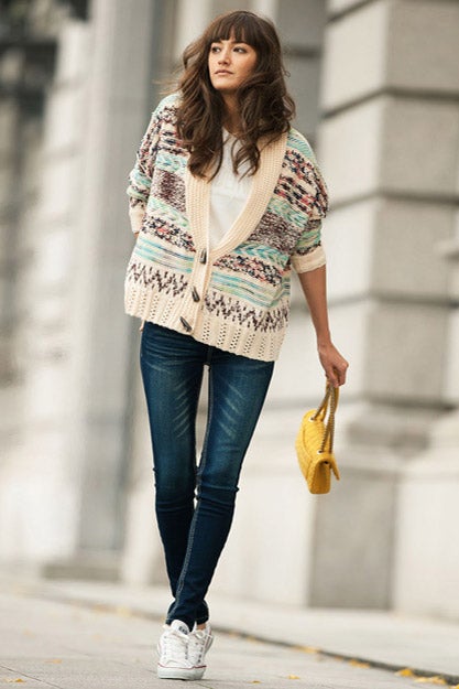 【SET】クルーネックロゴ長袖プルオーバー＋スーパーストレッチデニムスキニーパンツ「STYLEST」6,700円（税別）／画像提供：STYLEST