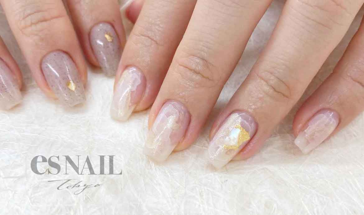 水彩パレットを使った“アンニュイネイル”で上品な手元に【プレゼント企画あり】