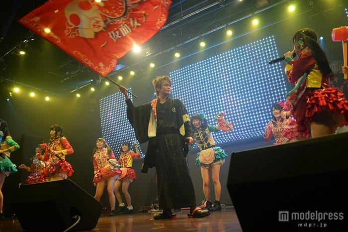 諸星和己と仮面女子