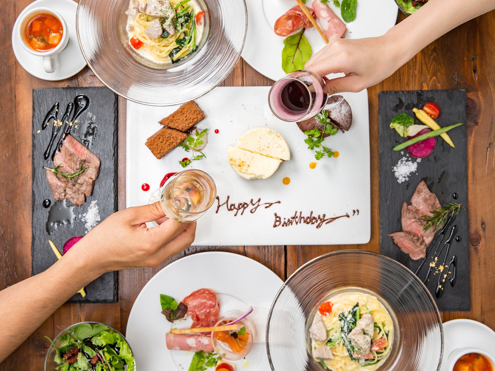 記念日にもおすすめ／画像提供：三信商事株式会社