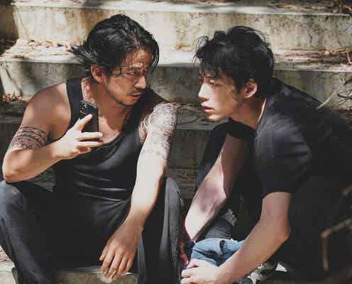 岡田准一&坂口健太郎ら、強烈すぎるキャラクター続々「ぶっ飛んだ人達しか出てない」特別映像解禁<ヘルドッグス>