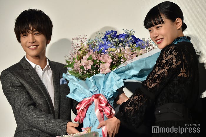 岩田剛典、杉咲花 (C)モデルプレス
