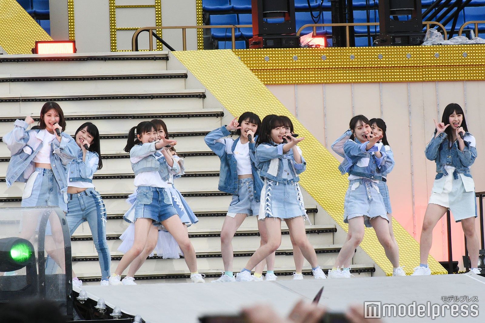 HKT48「AKB48グループ春のLIVEフェスin横浜スタジアム」（C）モデルプレス