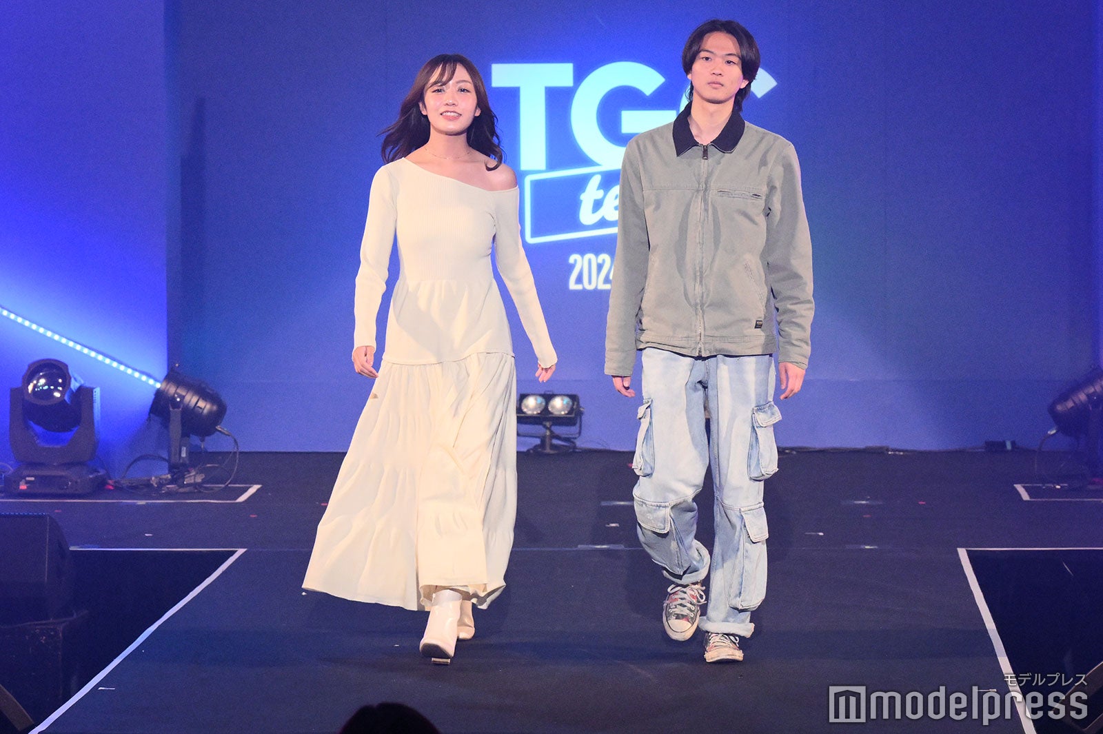 （C）モデルプレス