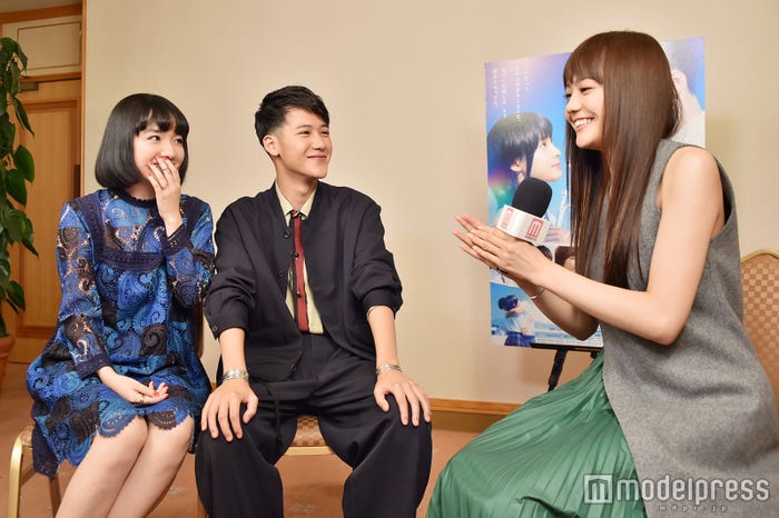 小島藤子、葉山奨之、松井愛莉(C)モデルプレス