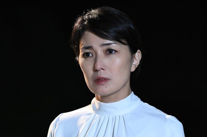 板谷由夏「ブラックファミリア~新堂家の復讐~」第9話より(C)読売テレビ