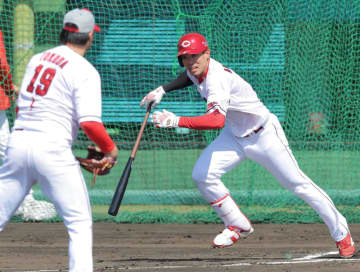 広島・秋山 39.5度の高熱インフルから合流即3安打「有意義な時間だった」「若い子たちすごい結果映像で見ていた」