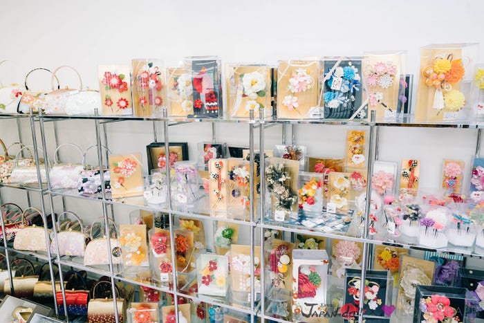 小物も要チェック(写真提供:MBS)