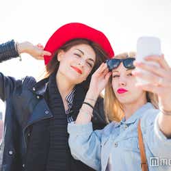 モデルプレス - “可愛い”を人差し指だけで!人気モデルも注目する自撮りとは