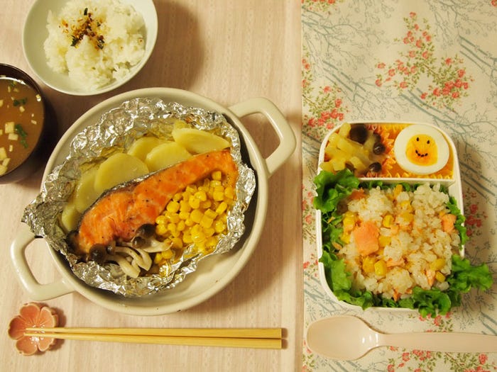 「鮭と野菜のホイル蒸し→鮭のまぜごはん弁当」