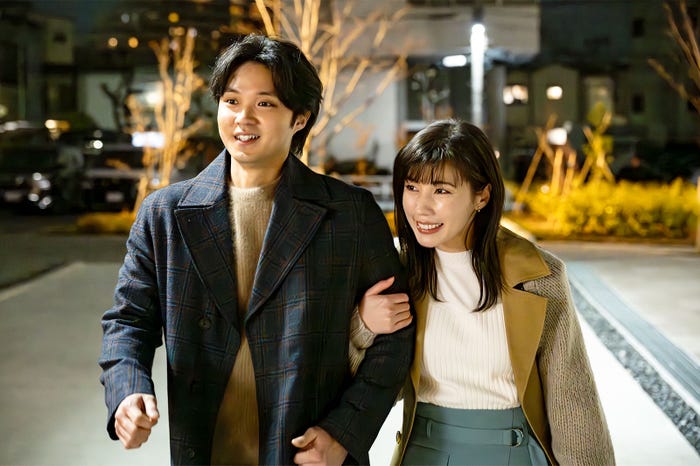 磯村勇斗、仲里依紗(C)「不適切にもほどがある!」最終話より