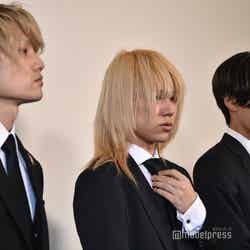 「YOSHIKI SUPERSTAR PROJECT X」で結成されたバンドのメンバー／（左から）kyohey、FURUTATSU、KAIRI （C）モデルプレス