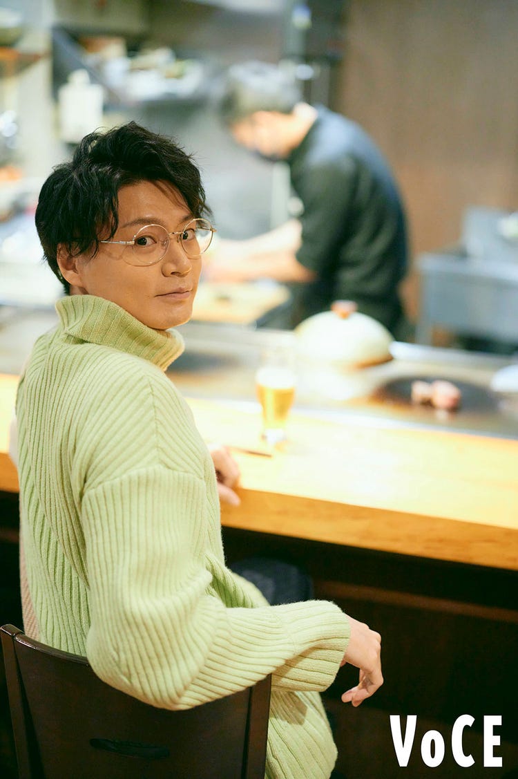 Kis My Ft2横尾渉と悩み相談 バーカウンターで大人の余裕 モデルプレス Kis My Ft2横尾渉と悩み相談 バーカウンターで大人の余裕 モデルプレス