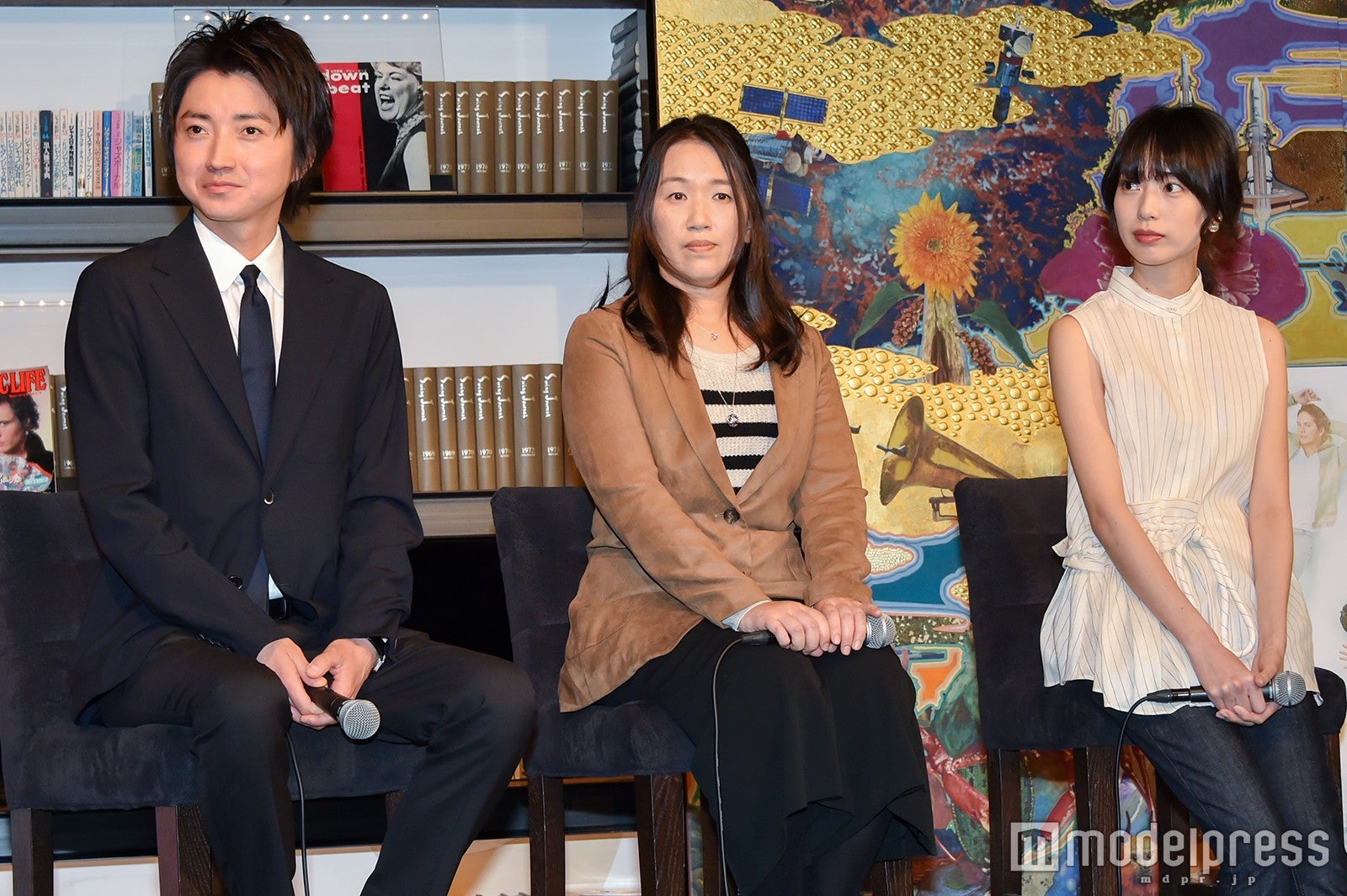 藤原竜也、湊かなえ氏、戸田恵梨香（C）モデルプレス