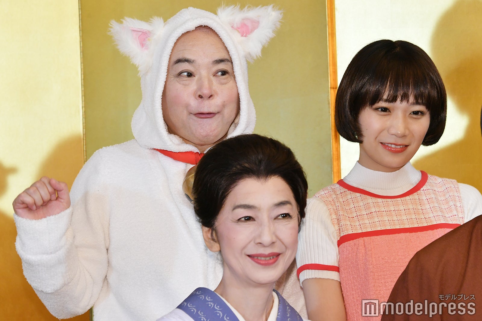 酒井敏也、秋元真夏 （C）モデルプレス