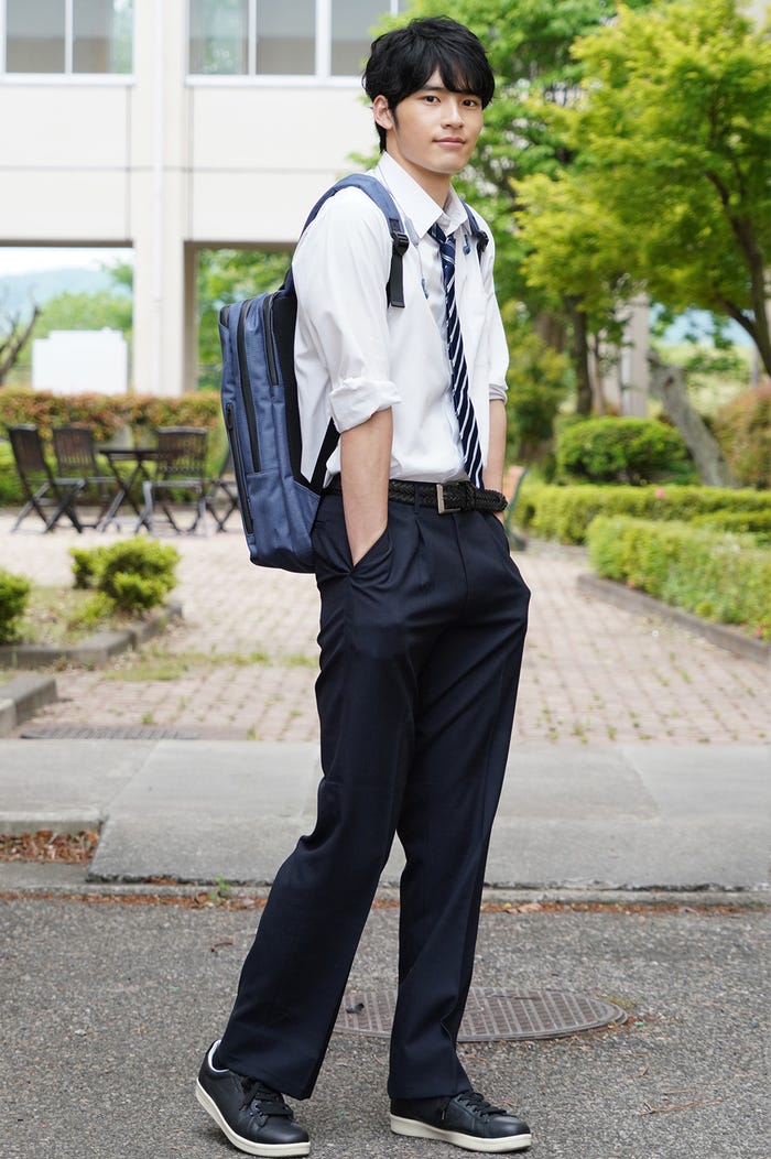 岡田健史(C)FBS福岡放送