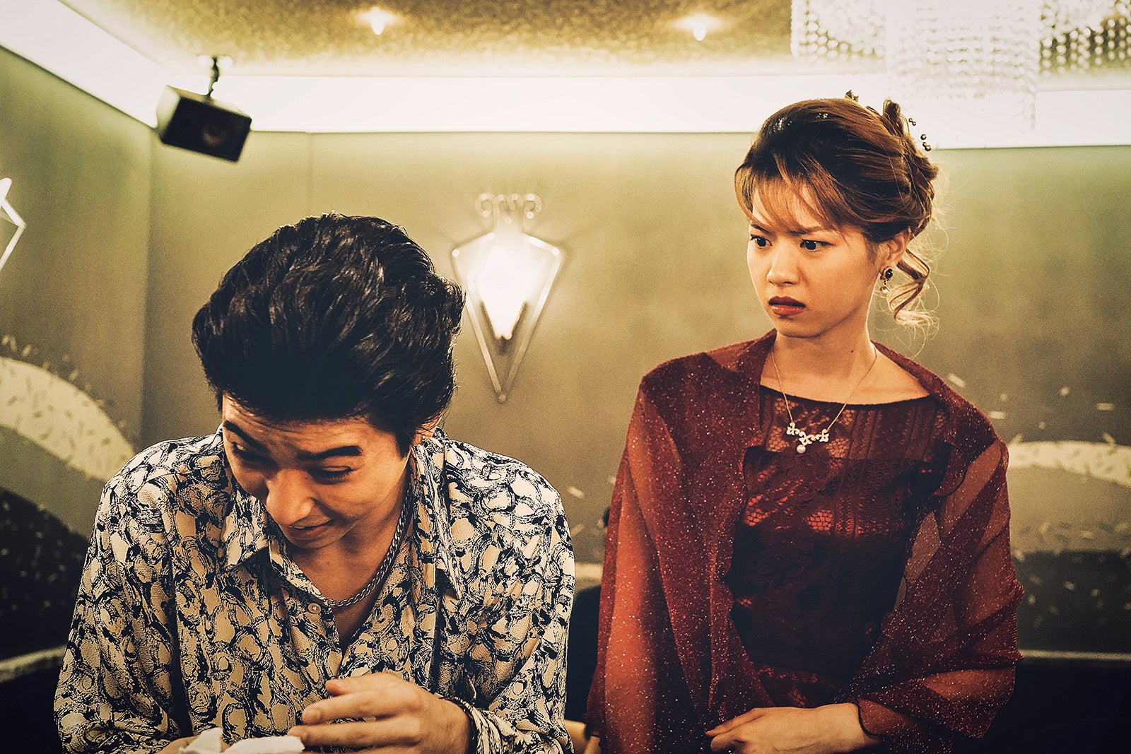 西野七瀬“弟”村上虹郎を心配 「孤狼の血」続編キャラ動画公開