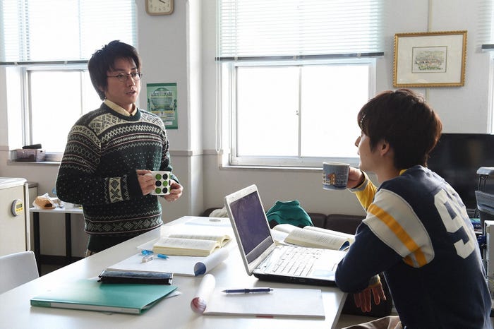 藤原竜也、小池徹平/『リバース』第4話より(画像提供:TBS)