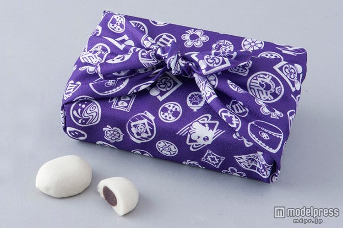 TDL:まんじゅう¥1300/(C)Disney