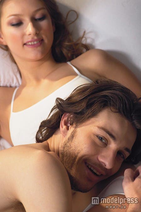 男性を虜にするベッド専用香水「リビドーロゼ」